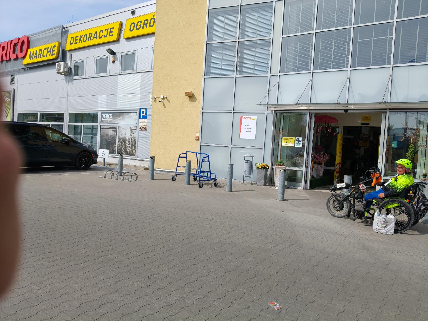Zdjęcie do wpisu: Niedzielna zbiórka dla Zbyszka Żninie po 33 żnińskim biegu na dystansie 10km rozpocząłem zbiórkę dla Zbyszka